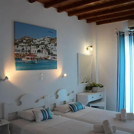 Πανσιόν Stelios View 3*
